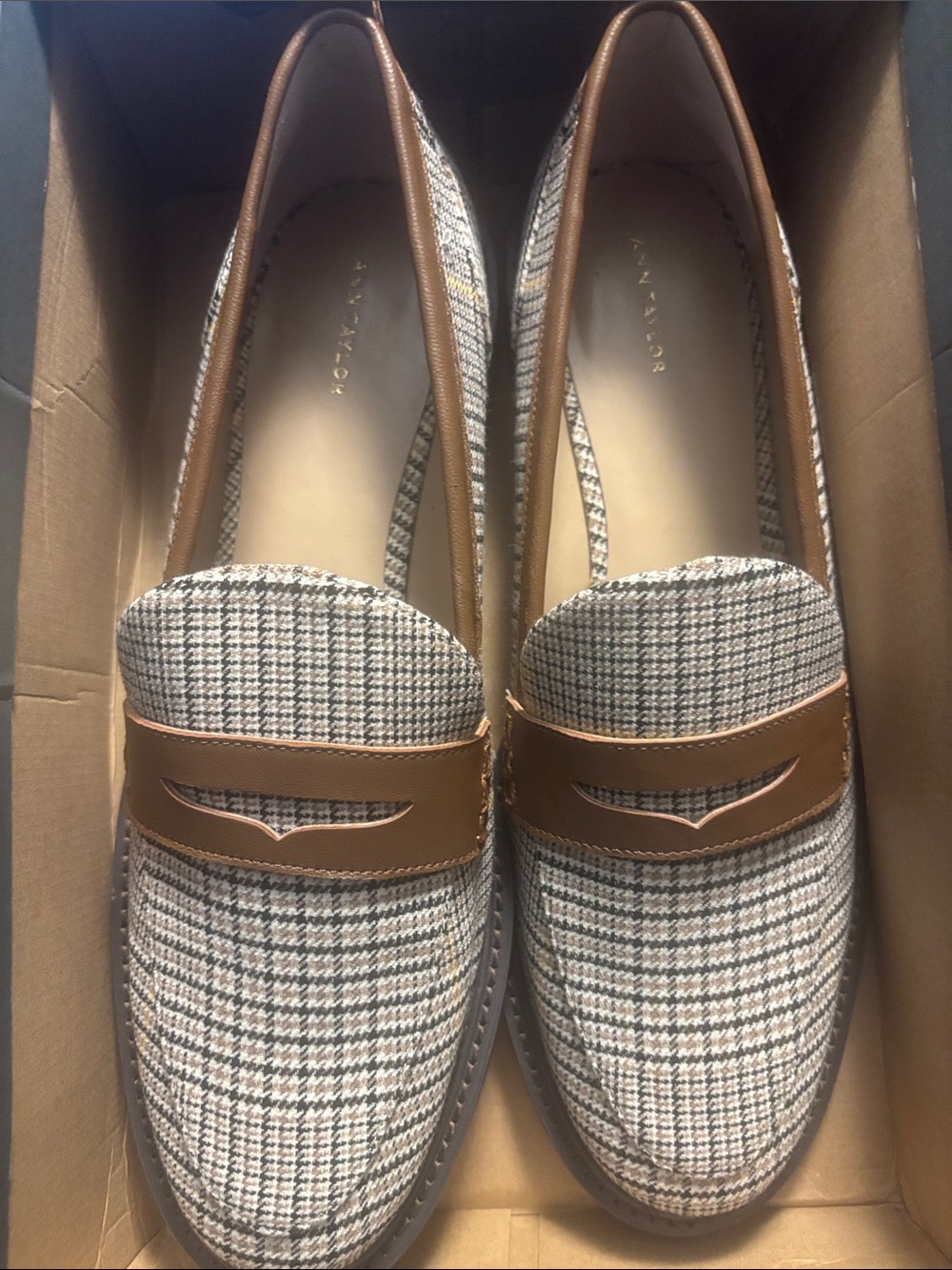 Ann Taylor Houndstooth Loafers with Tan Trim